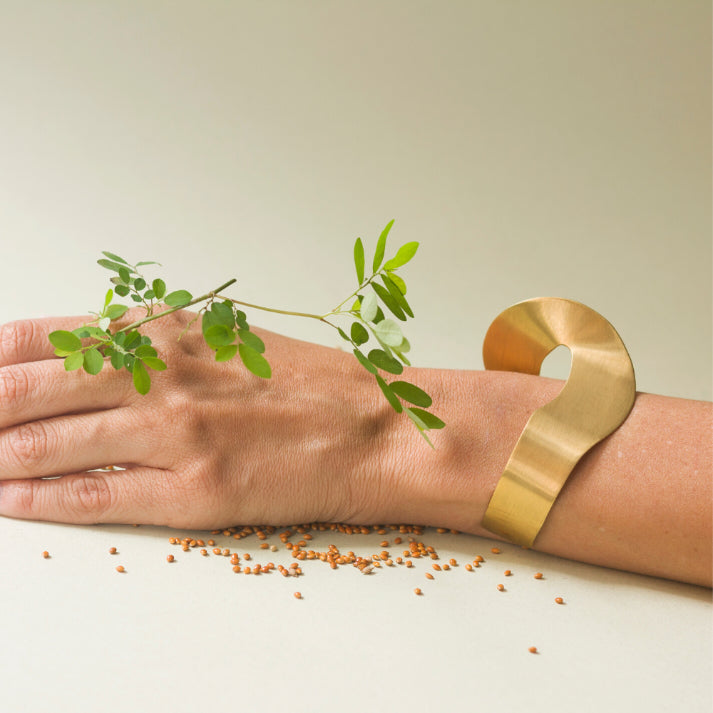 Brazalete Ondas - Luisa Lōpez