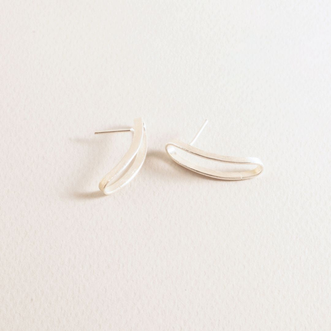 Mini Flowing Earrings